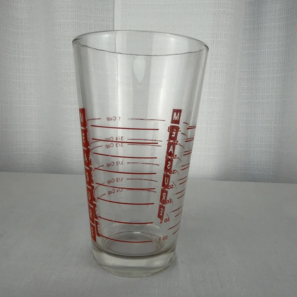 Vintage MCM midcentury Libbey Duratuff liquid/dry measuring glass red graphics